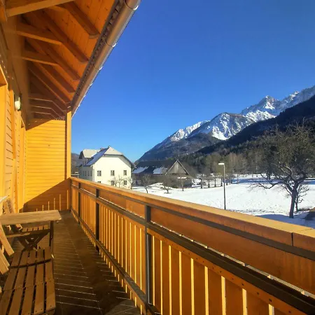 Sun & Apartman *